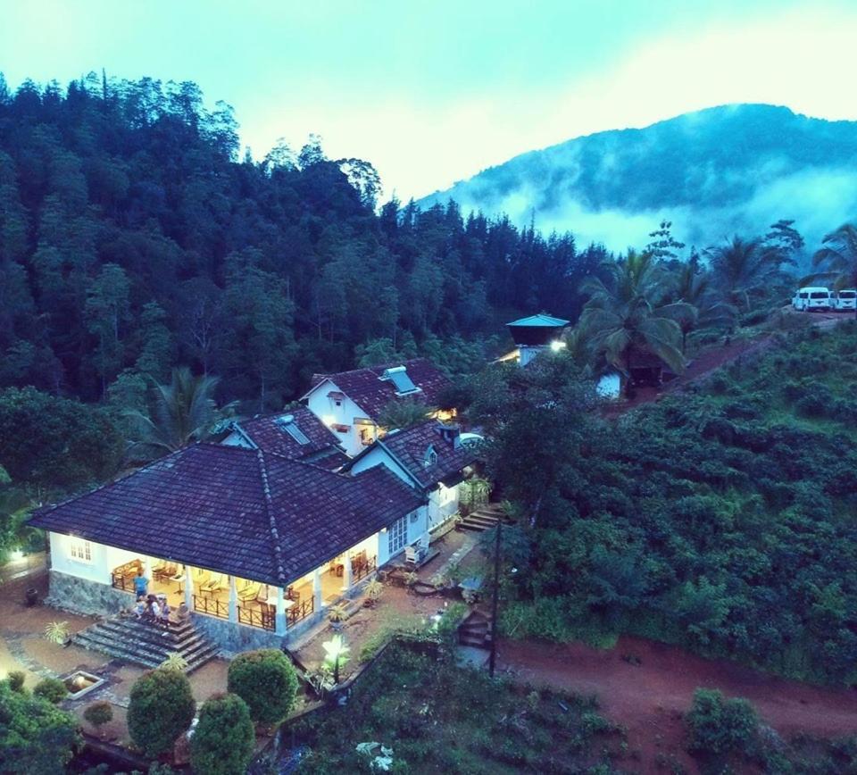 Jansen'S Bungalow Sinharaja Rainforest Retreat Kudawe Exterior foto